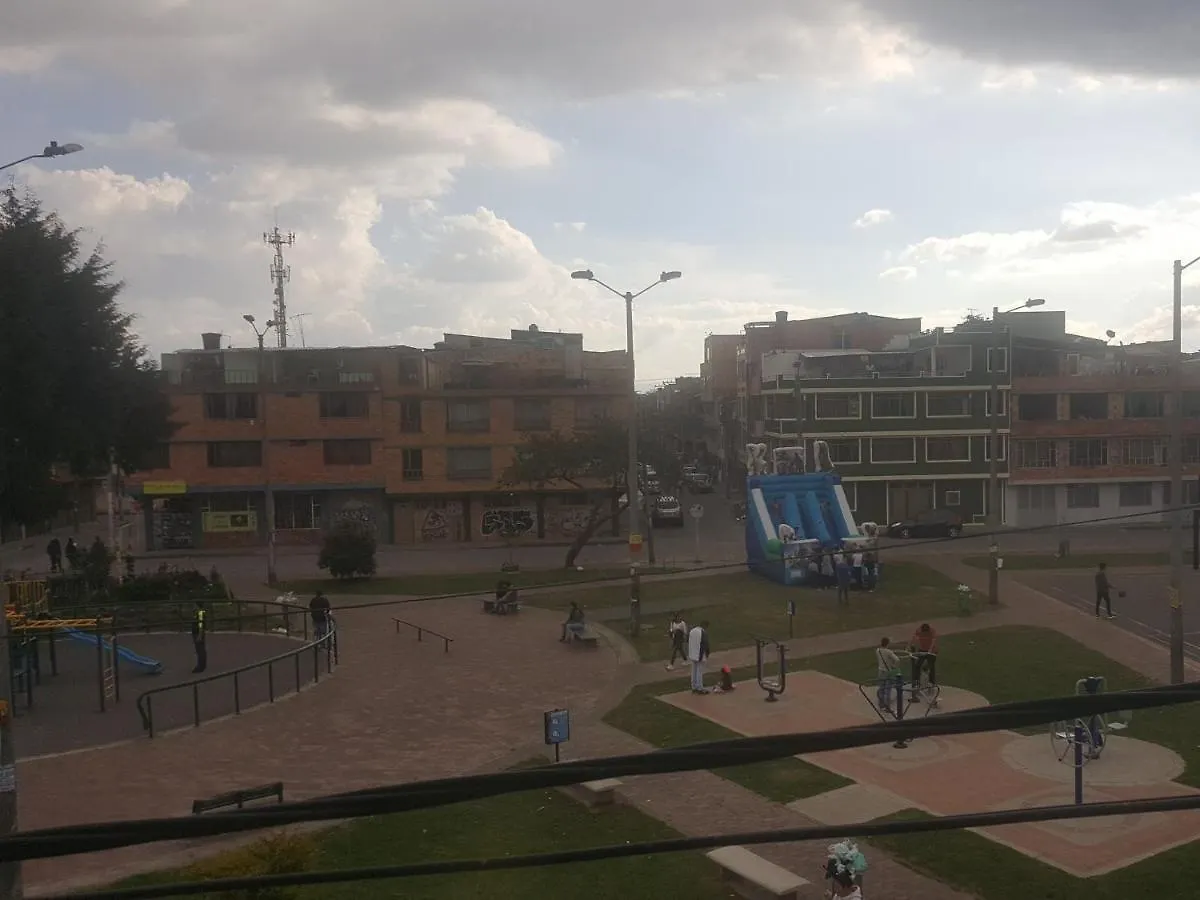 Apartamento Cerca Aeropuerto, Fotos Y Huellas Para Visa Americana, Embajada Eeuu Bogota 0*,