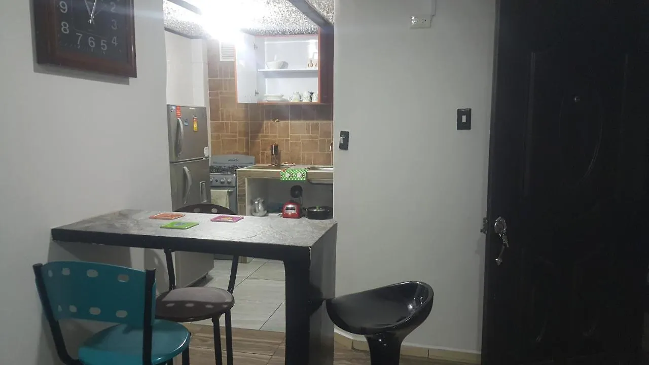 Apartamento CERCA AEROPUERTO, Fotos y huellas para visa americana, embajada EEUU Bogotá