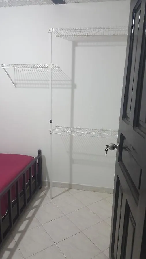 Apartamento CERCA AEROPUERTO, Fotos y huellas para visa americana, embajada EEUU Bogotá