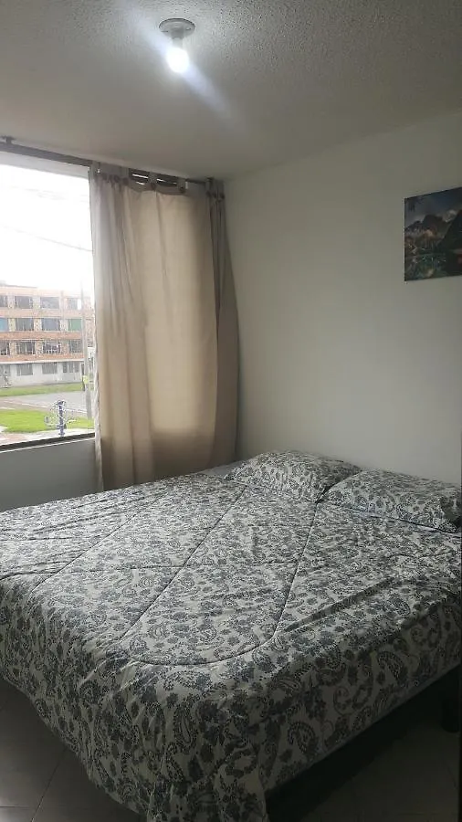 Apartamento CERCA AEROPUERTO, Fotos y huellas para visa americana, embajada EEUU Bogotá Colombia